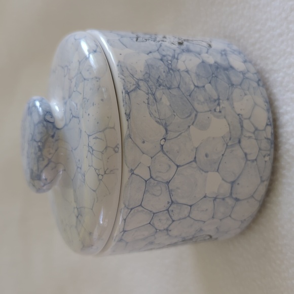 Westie or Scottie Puppies porcelain jar. - Picture 3 of 8